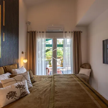 Easy Cles - 4 Bedrooms Pool Ac
