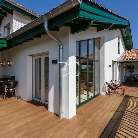 Easy Cles - 4 Bedrooms Pool Ac *