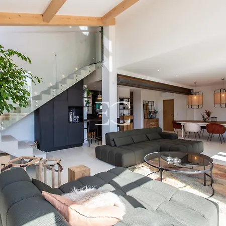 Easy Cles - 4 Bedrooms Pool Ac
