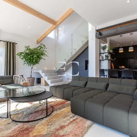 Easy Cles - 4 Bedrooms Pool Ac Willa